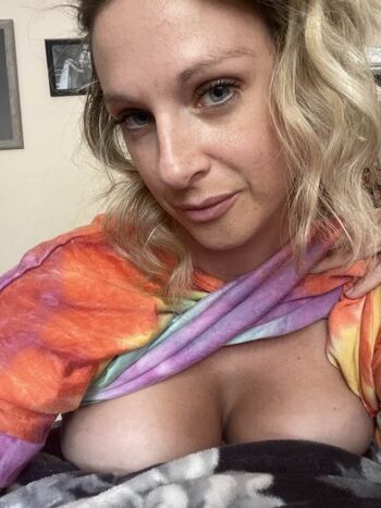 Full leaked Millieebunny page private photo
