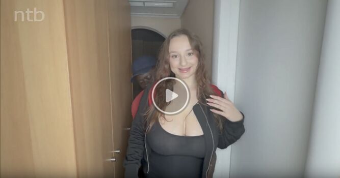 Full leaked Millieebunny page private photo