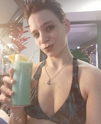 Full leaked Mimmismama private photo