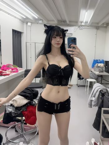Full leaked Min hanna page private photo