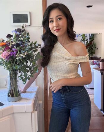Full leaked Mina kimes private photo