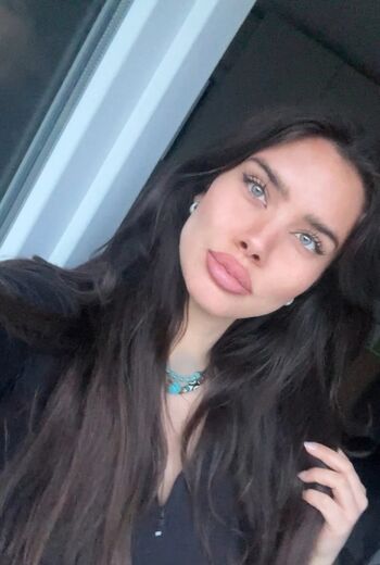 Full leaked Mina leenovic private photo