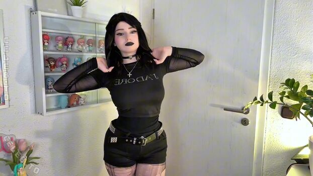 Full leaked Mina min private photo