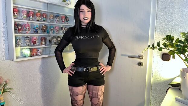 Full leaked Mina min private photo