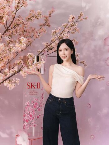 Full leaked Mina myoi page private photo