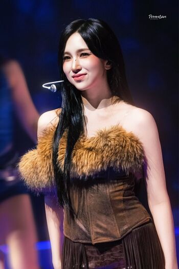 Full leaked Mina myoi page private photo