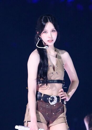 Full leaked Mina myoi page private photo