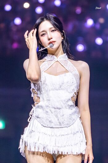 Full leaked Mina myoi page private photo