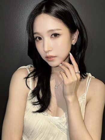 Full leaked Mina myoi private photo
