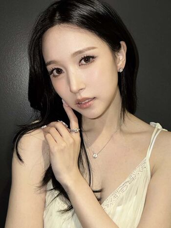 Full leaked Mina myoi private photo