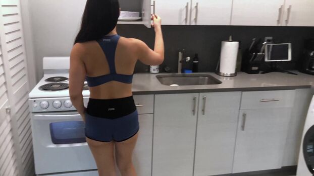 Full leaked Mina parker private photo