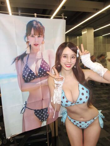 mina_pochico