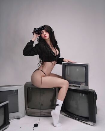 mina_syu