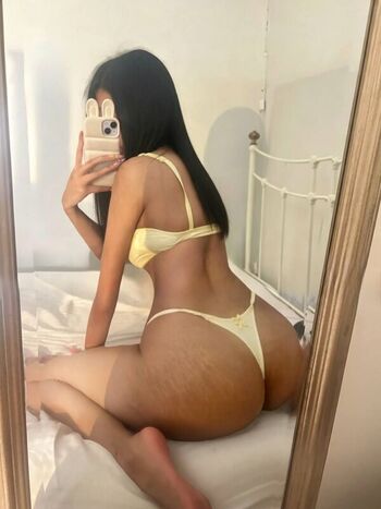Full leaked Minabunnie private photo