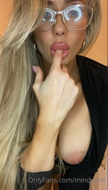 Full leaked Mindyann private photo