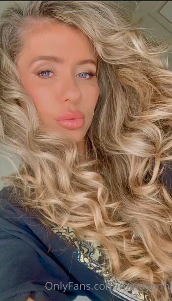 Full leaked Mindyann private photo