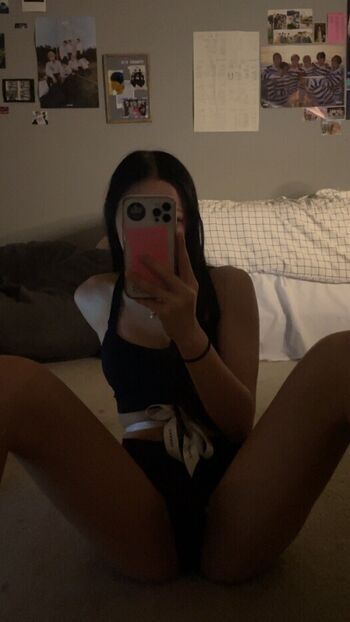 Full leaked Minh private photo