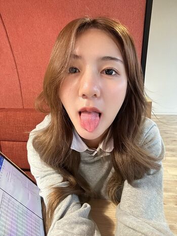 Full leaked Mininow private photo