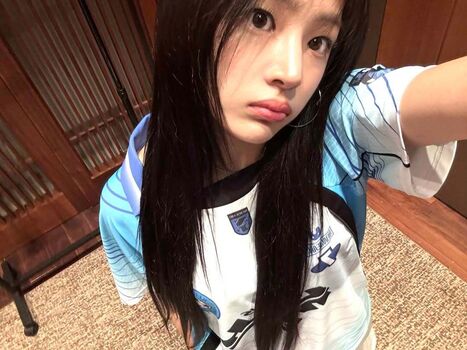 Full leaked Minji page private photo