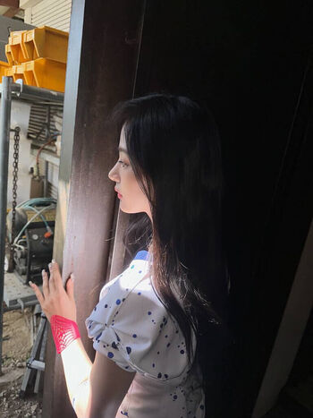 Full leaked Minji private photo