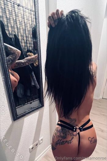 Full leaked Miramonroe page private photo
