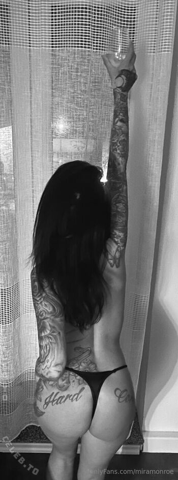 Full leaked Miramonroe page private photo