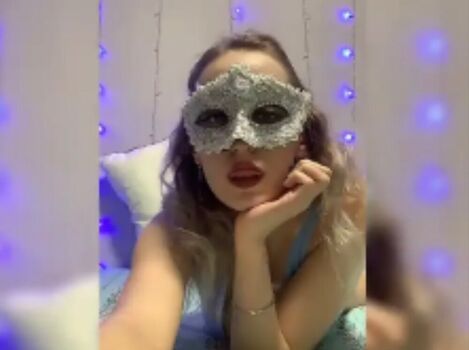 Full leaked Miras private photo
