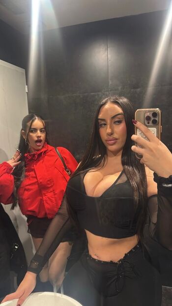 Full leaked Mireiagoddess page private photo