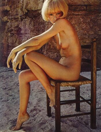 Full leaked Mireille darc private photo
