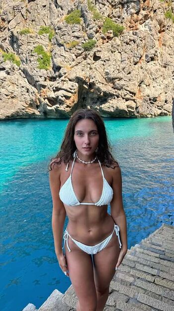 Full leaked Mirkachovanculiak private photo