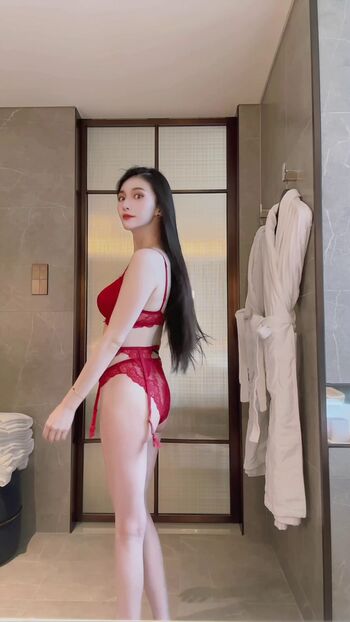 Full leaked Missingvivian private photo
