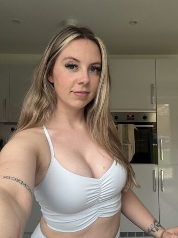 Full leaked Misskatylou private photo