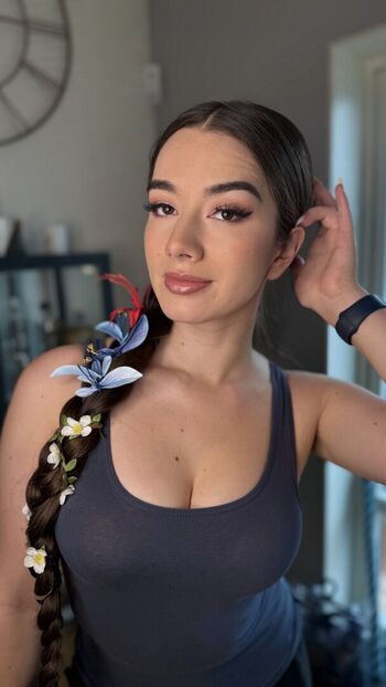 Full leaked Missmikkaa page private photo