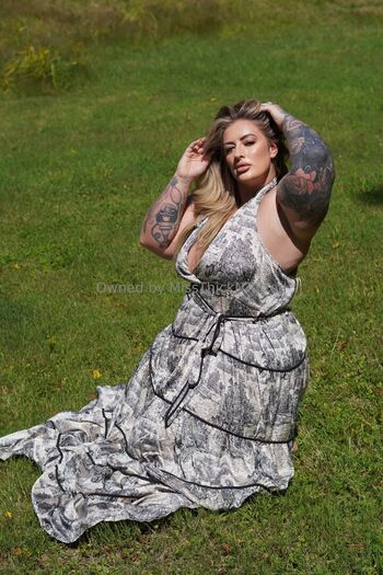 Full leaked Missthickntatted private photo