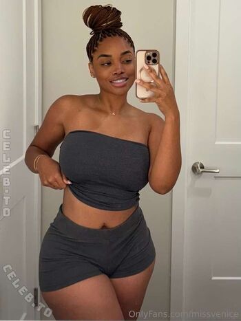 Full leaked Missvenice private photo