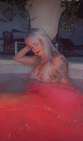Full leaked Missymotts private photo
