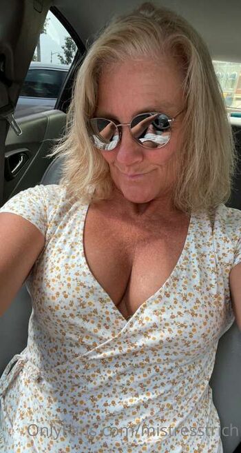 Full leaked Mistresst private photo