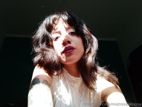 Full leaked Mistresswinona private photo