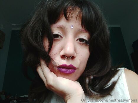 Full leaked Mistresswinona private photo