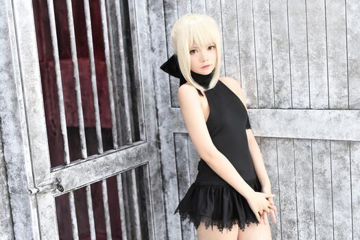 Full leaked Miu cosplayer private photo