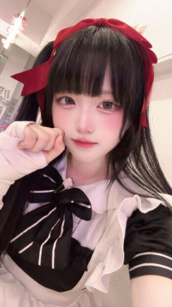 Full leaked Miuuu private photo