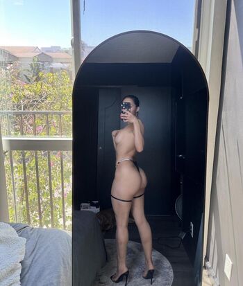 Full leaked Mixxhannah private photo