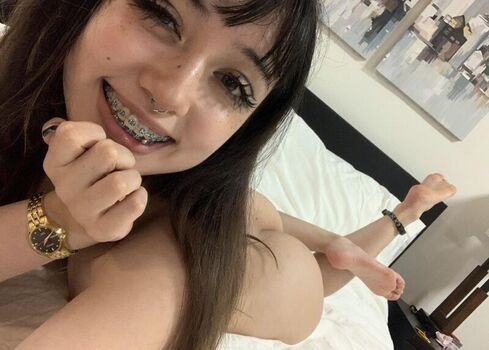Full leaked Miyataray private photo