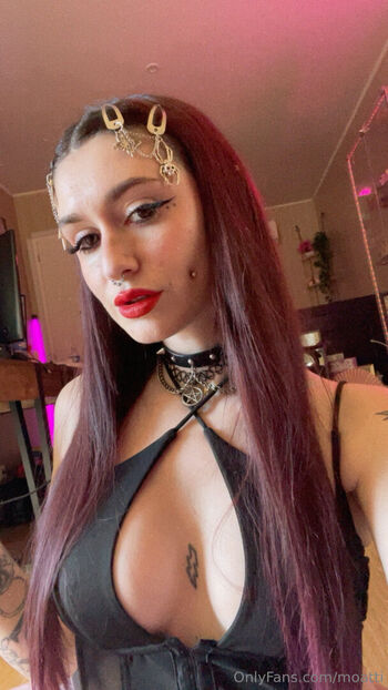 Full leaked Moatti private photo