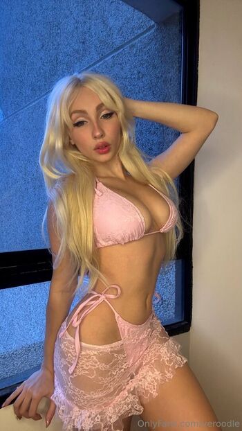 Full leaked Mochidolll private photo