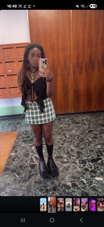 Full leaked Moisherine private photo