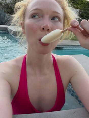 Full leaked Molly quinn private photo