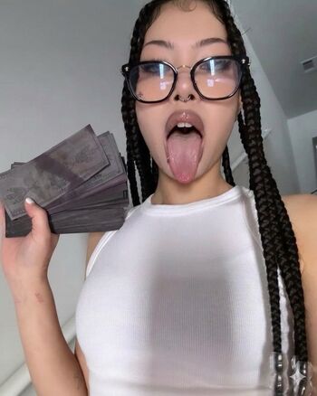 Full leaked Molly santana private photo