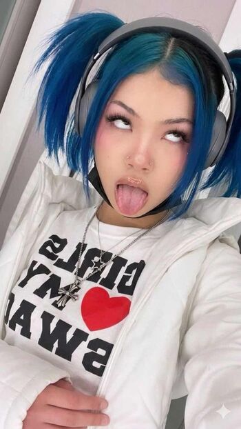 Molly Santana