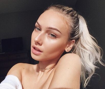 Full leaked Mollyomalia private photo